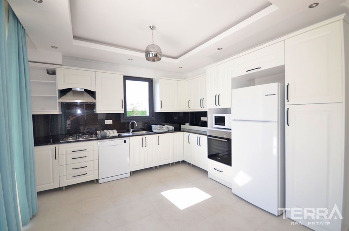 Luxus freistehende Villa zum Verkauf mit großem Pool in Ovacık Fethiye - 39486