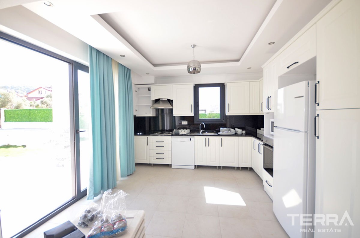 Luxus freistehende Villa zum Verkauf mit großem Pool in Ovacık Fethiye - 39487