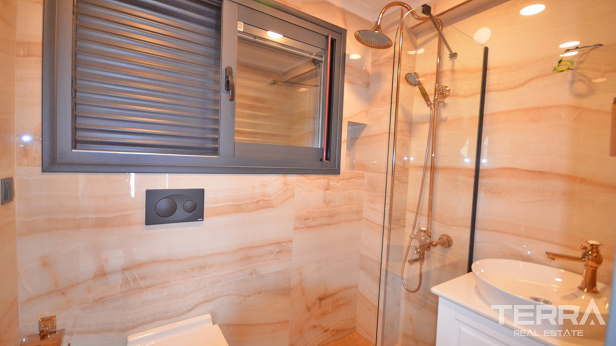 Modern Detached House with Private Pool for Sale in Fethiye Calış - 56142