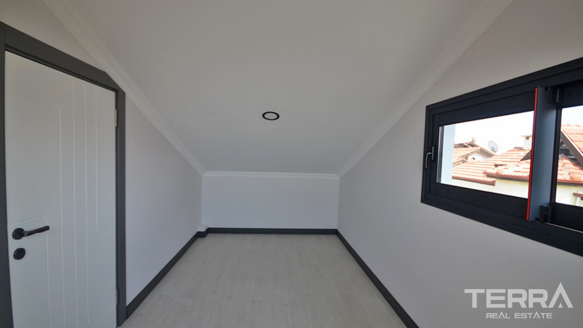 Modern Detached House with Private Pool for Sale in Fethiye Calış - 56154