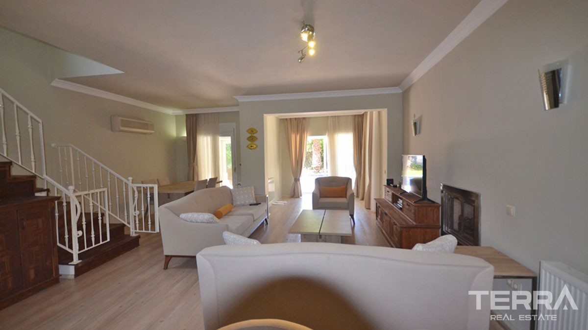 Three Bedroom Detached Villa With Large Pool  For Sale in Ovacık - 39875