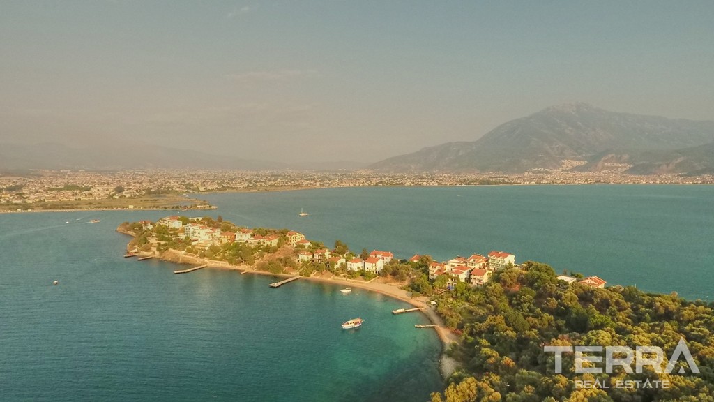 Seafront Villa with Beach View For Sale in Fethiye Şovalye Island - 39783