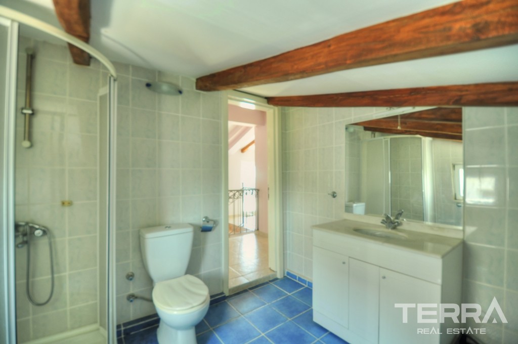 Seafront Villa with Beach View For Sale in Fethiye Şovalye Island - 39792
