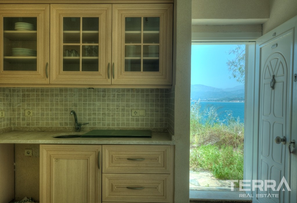 Seafront Villa with Beach View For Sale in Fethiye Şovalye Island - 39793