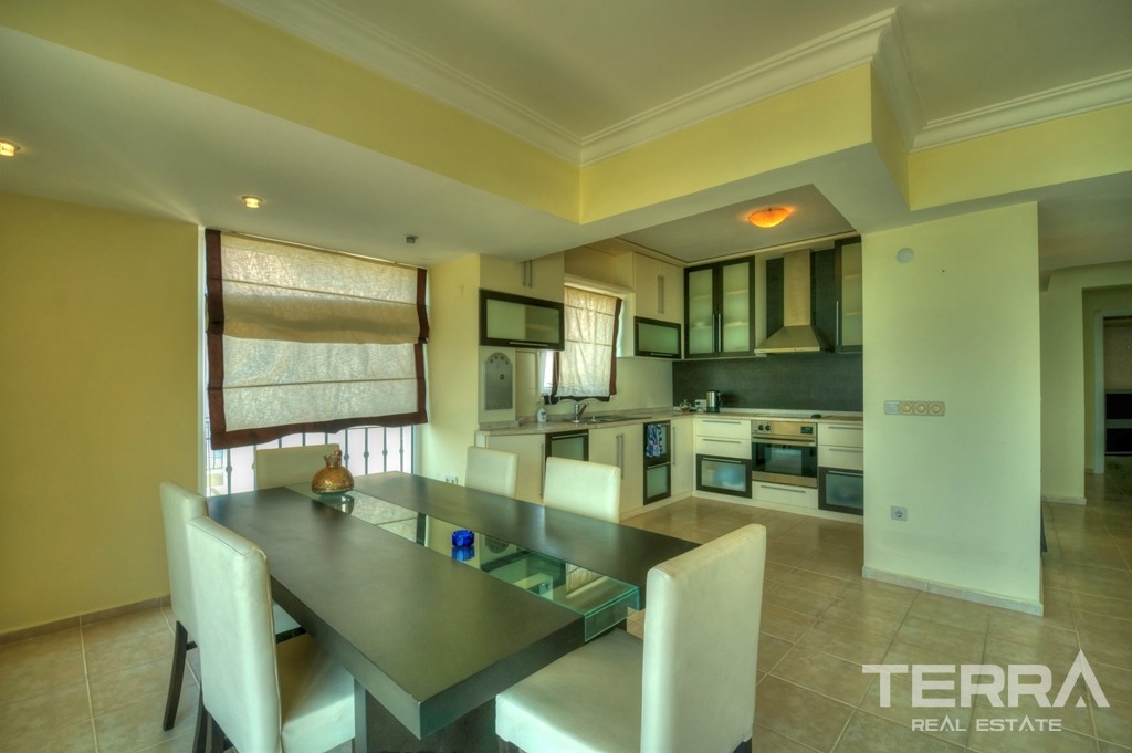 Seafront Villa with Beach View For Sale in Fethiye Şovalye Island - 39799