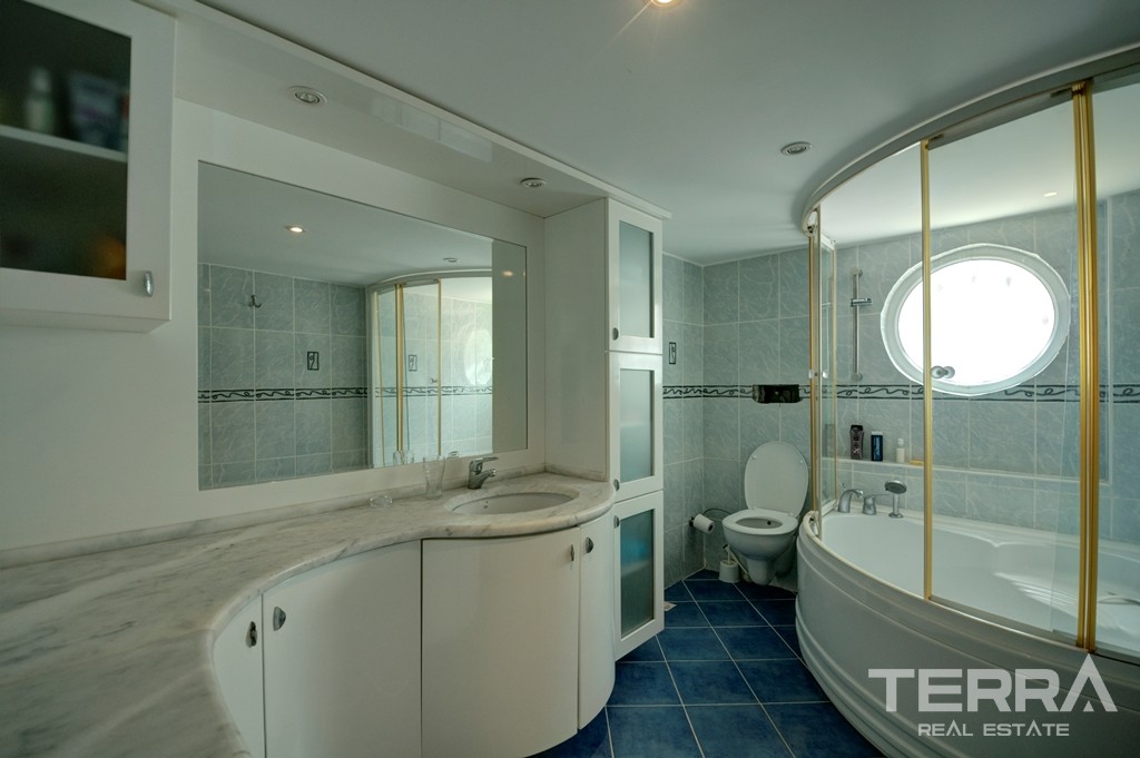 Seafront Villa with Beach View For Sale in Fethiye Şovalye Island - 39804