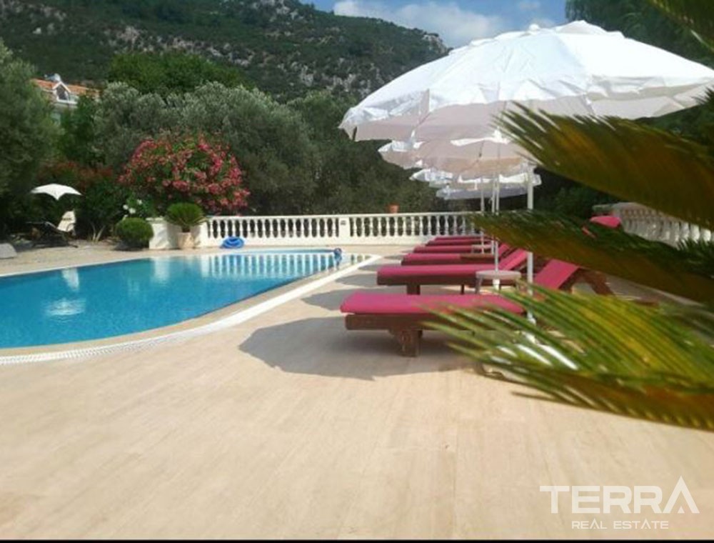 Comfortable Renewed Villa With a Large Garden & Pool in Fethiye Ovacık - 39761