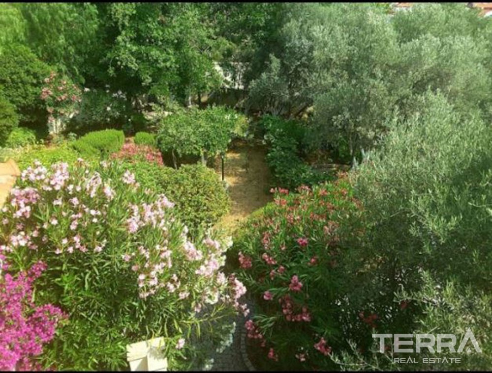 Comfortable Renewed Villa With a Large Garden & Pool in Fethiye Ovacık - 39762
