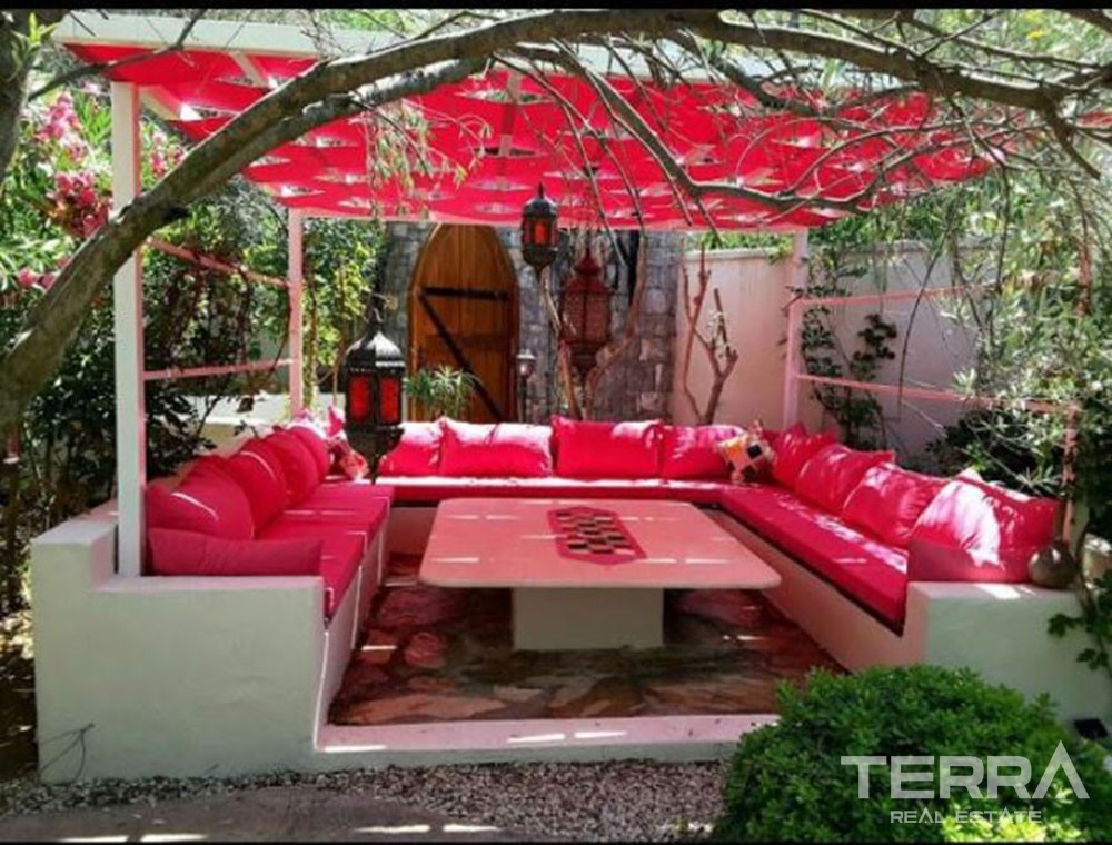 Comfortable Renewed Villa With a Large Garden & Pool in Fethiye Ovacık - 39767