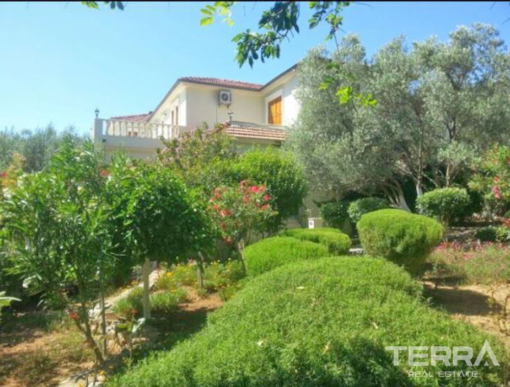 Comfortable Renewed Villa With a Large Garden & Pool in Fethiye Ovacık - 39768