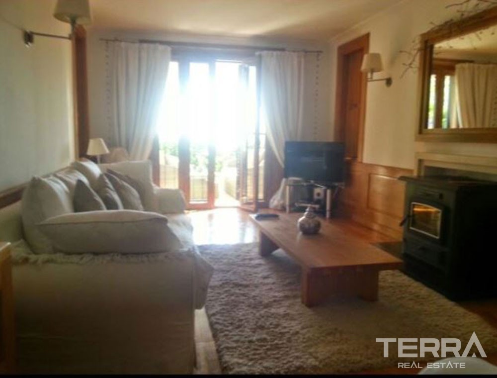 Comfortable Renewed Villa With a Large Garden & Pool in Fethiye Ovacık - 39778
