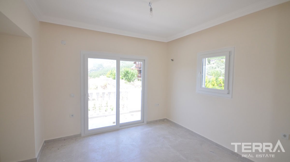 High Quality 3 Bed Villa with Mountain View for Sale in Fethiye Üzümlü - 40005