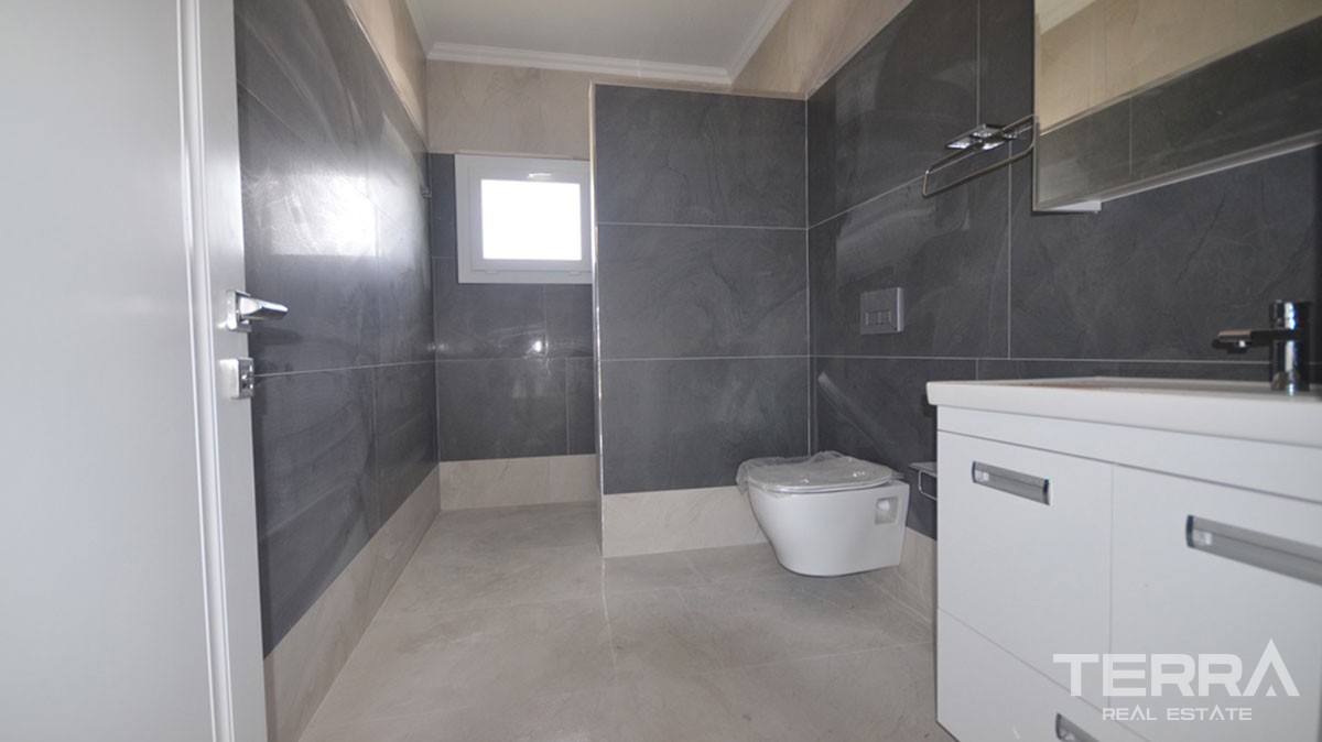 High Quality 3 Bed Villa with Mountain View for Sale in Fethiye Üzümlü - 40007