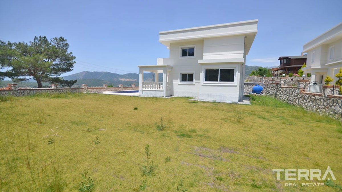 High Quality 3 Bed Villa with Mountain View for Sale in Fethiye Üzümlü - 40442