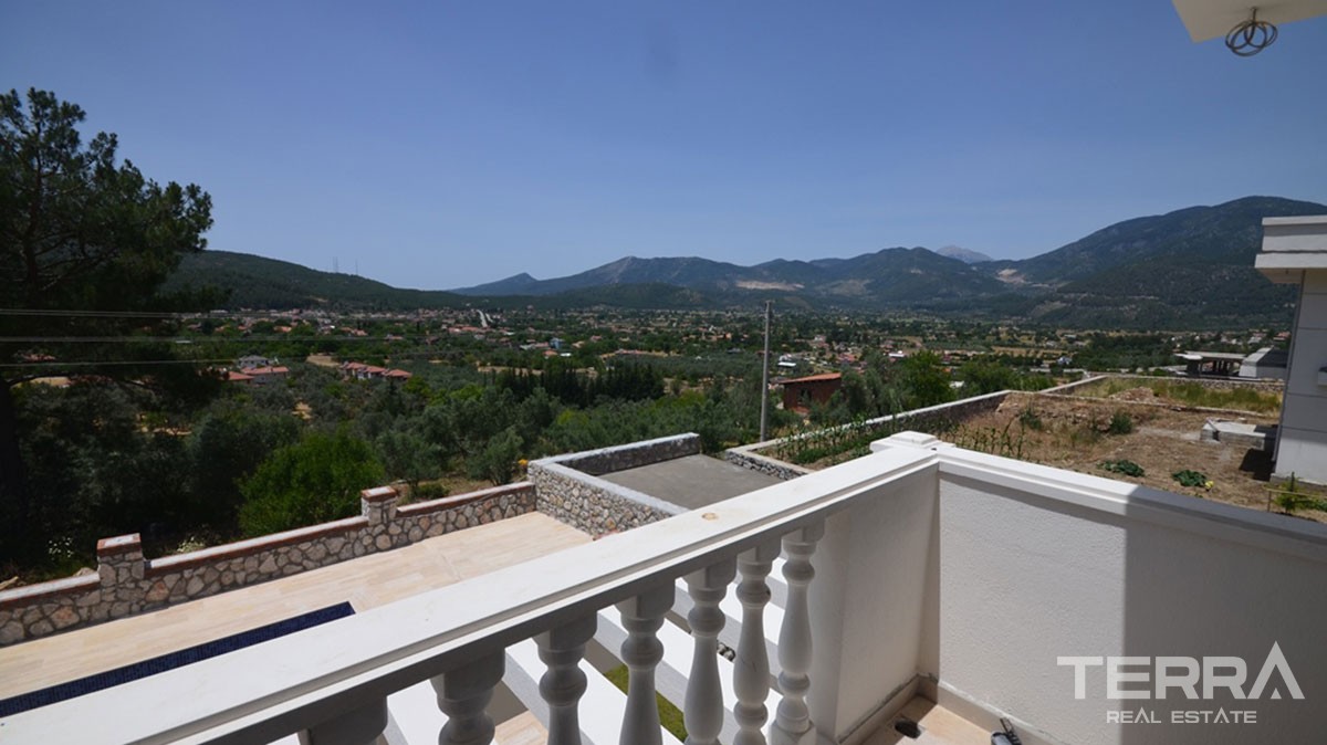 High Quality 3 Bed Villa with Mountain View for Sale in Fethiye Üzümlü - 40461