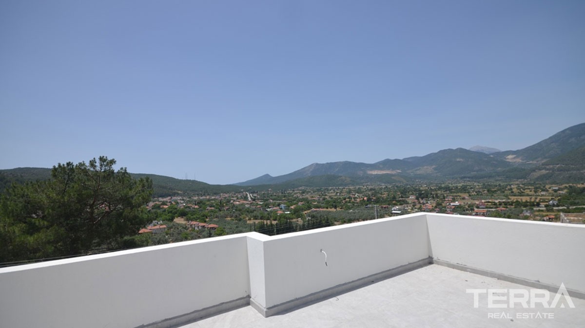High Quality 3 Bed Villa with Mountain View for Sale in Fethiye Üzümlü - 40462