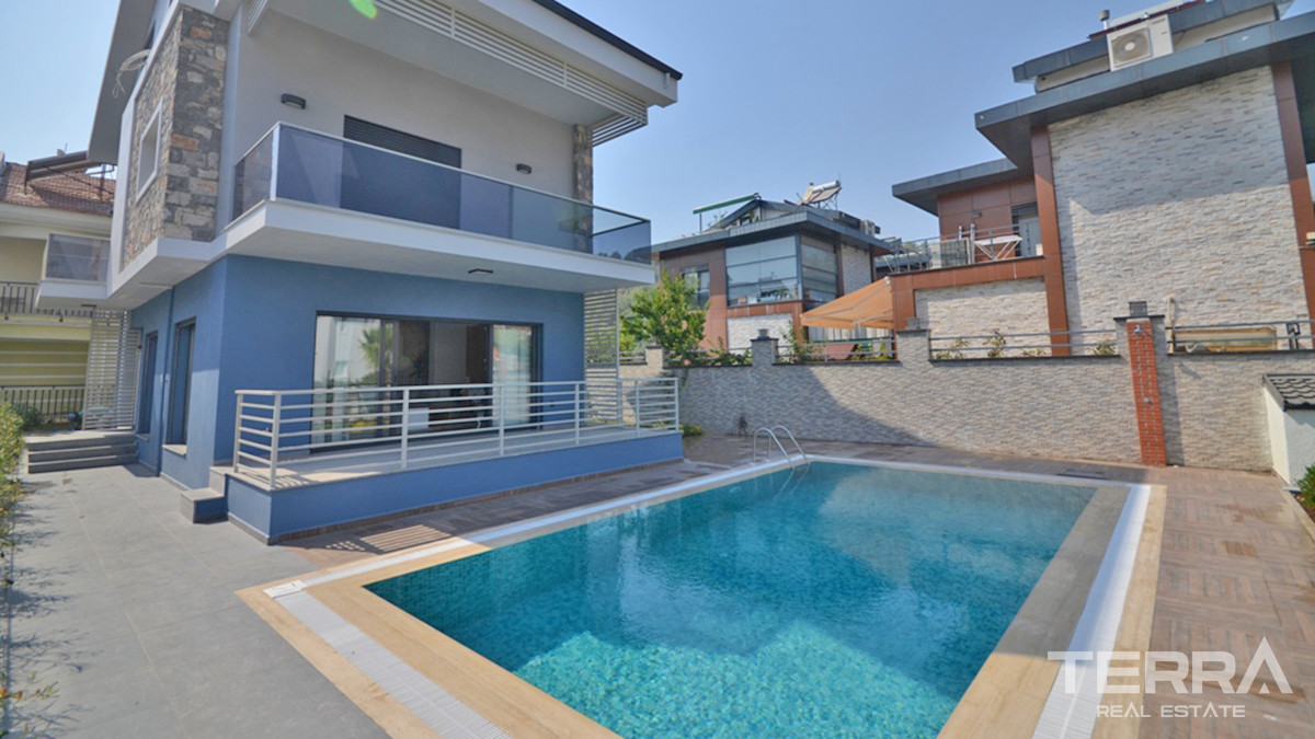Modern Villa For Sale Close to the City Centre in Fethiye Çalış - 56083
