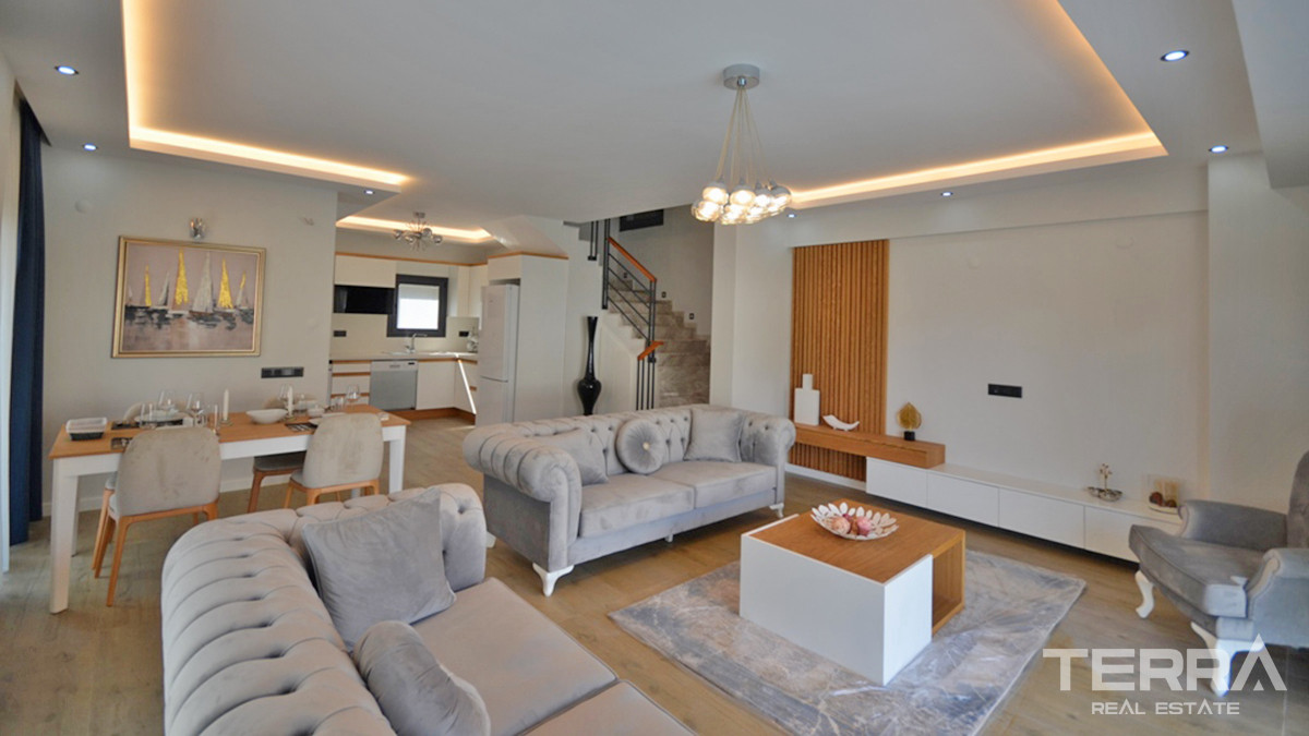 Modern Villa For Sale Close to the City Centre in Fethiye Çalış - 56089