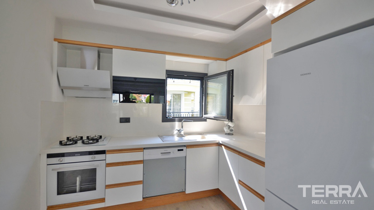 Modern Villa For Sale Close to the City Centre in Fethiye Çalış - 56116