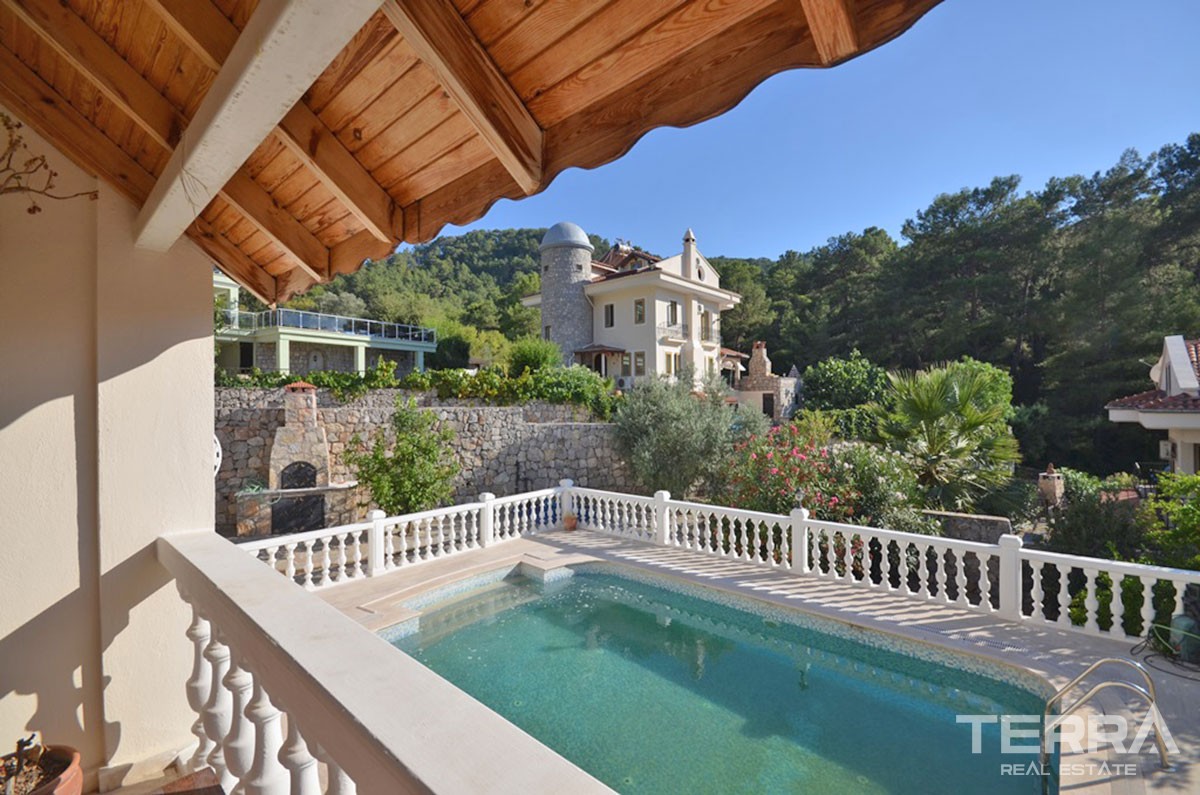 Resale Detached Villa With Private Swimming Pool in Üzümlü Fethiye - 40093