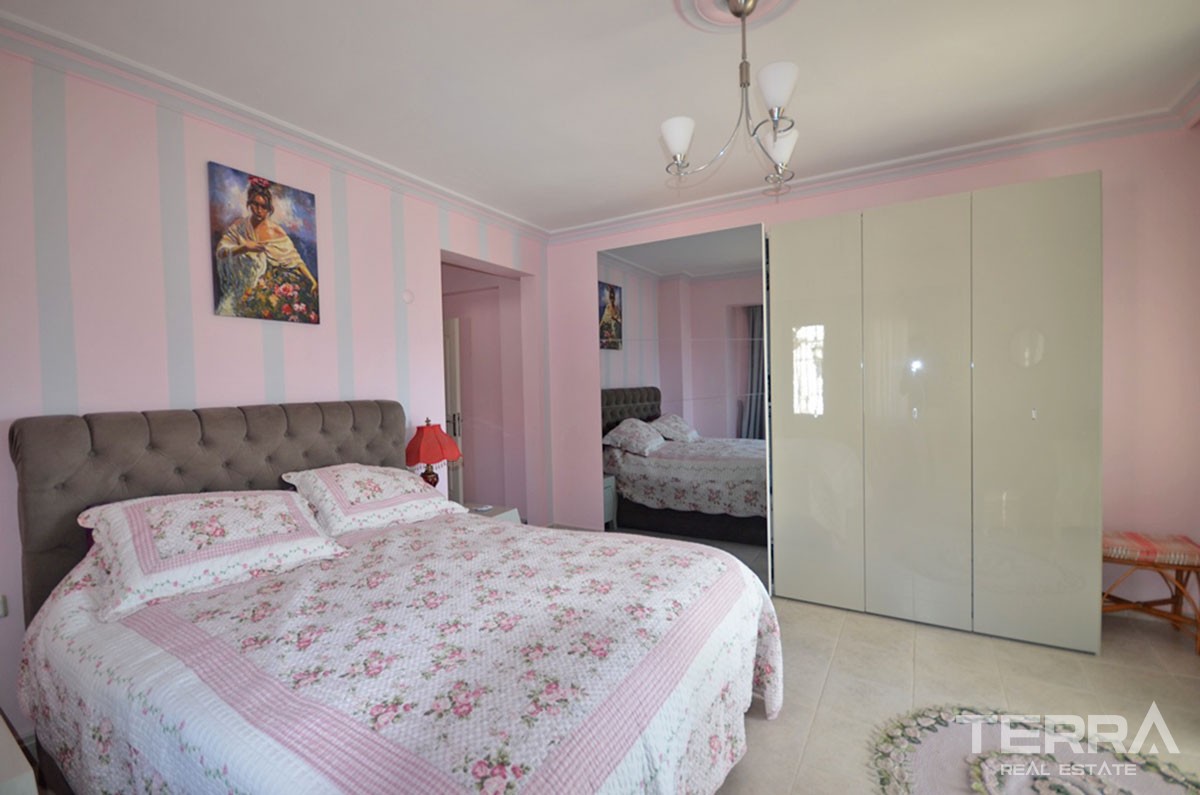 Resale Detached Villa With Private Swimming Pool in Üzümlü Fethiye - 40105
