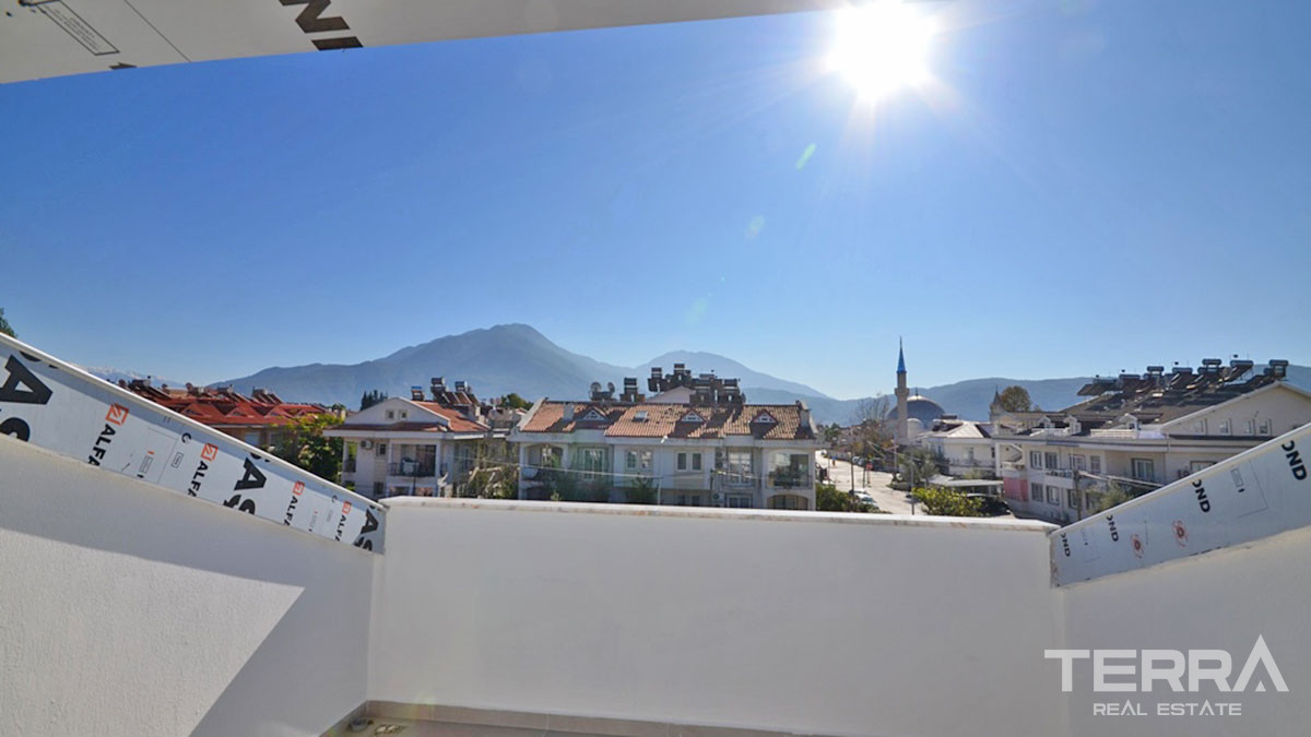 Semi-Detached House For Sale With Stylish Garden in Fethiye Centre - 51206