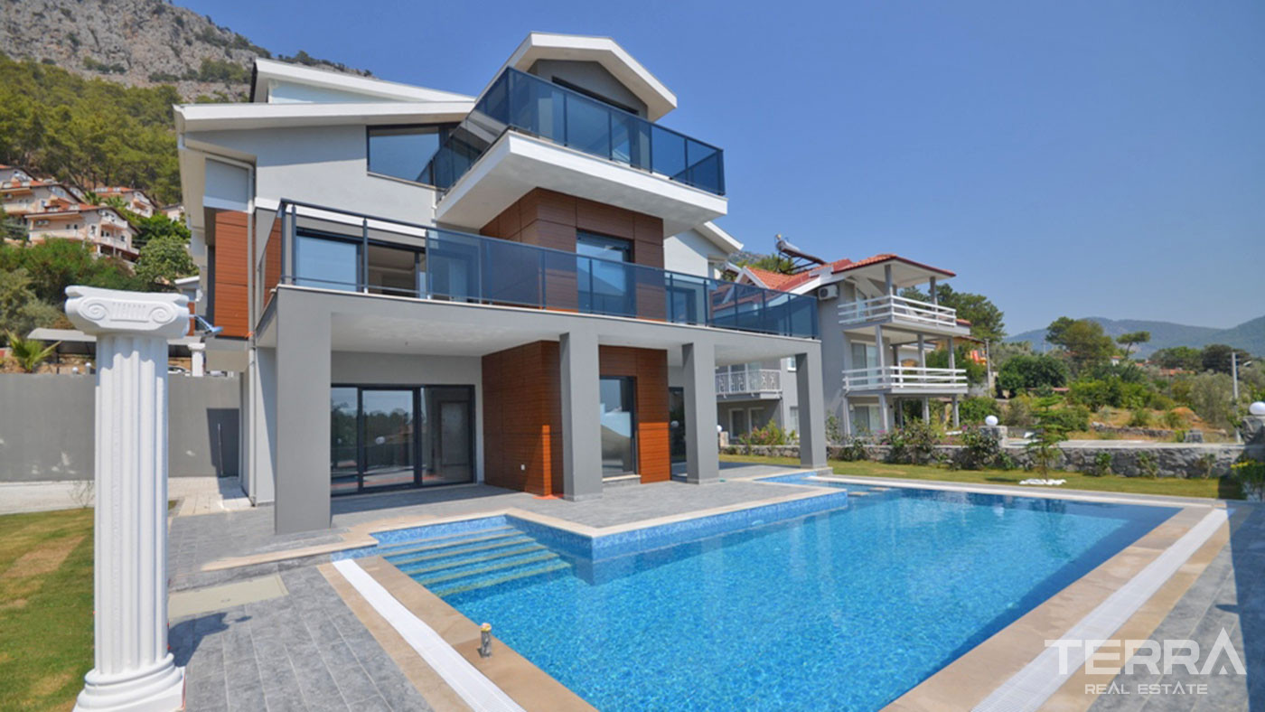 Luxury Detached Villas With Large Pool for Sale in Fethiye Göcek