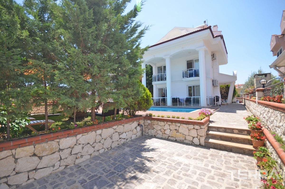 Comfortable Villa for Sale in a Prestigious Area of Çalış Fethiye - 40326