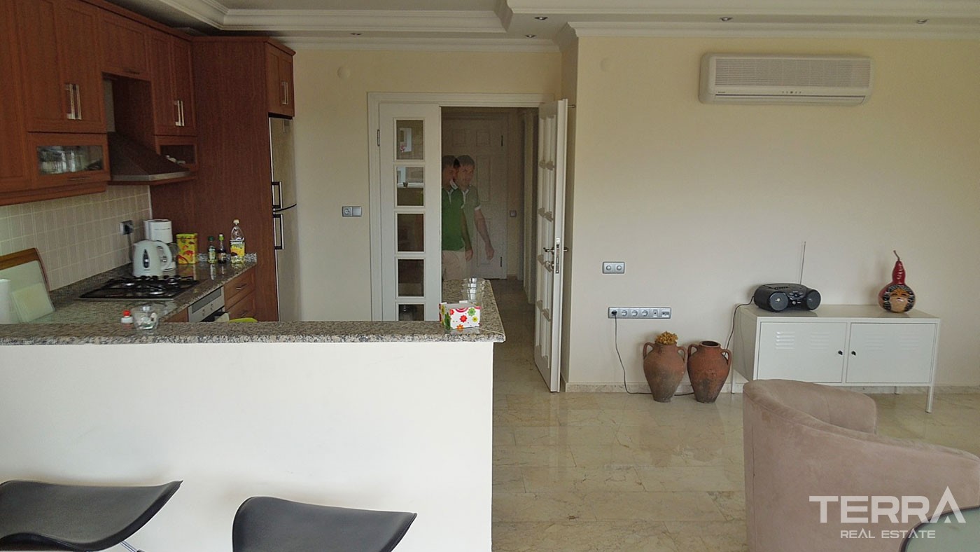 Sea View and Fully Equipped Detached Villa for Sale in Alanya Tepe - 40525