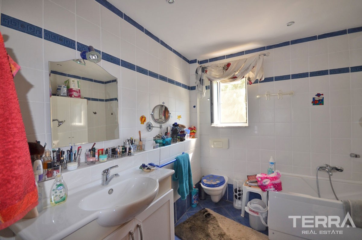 Large Detached Villa with Well Sized Garden to Buy in Fethiye Üzümlü - 40819