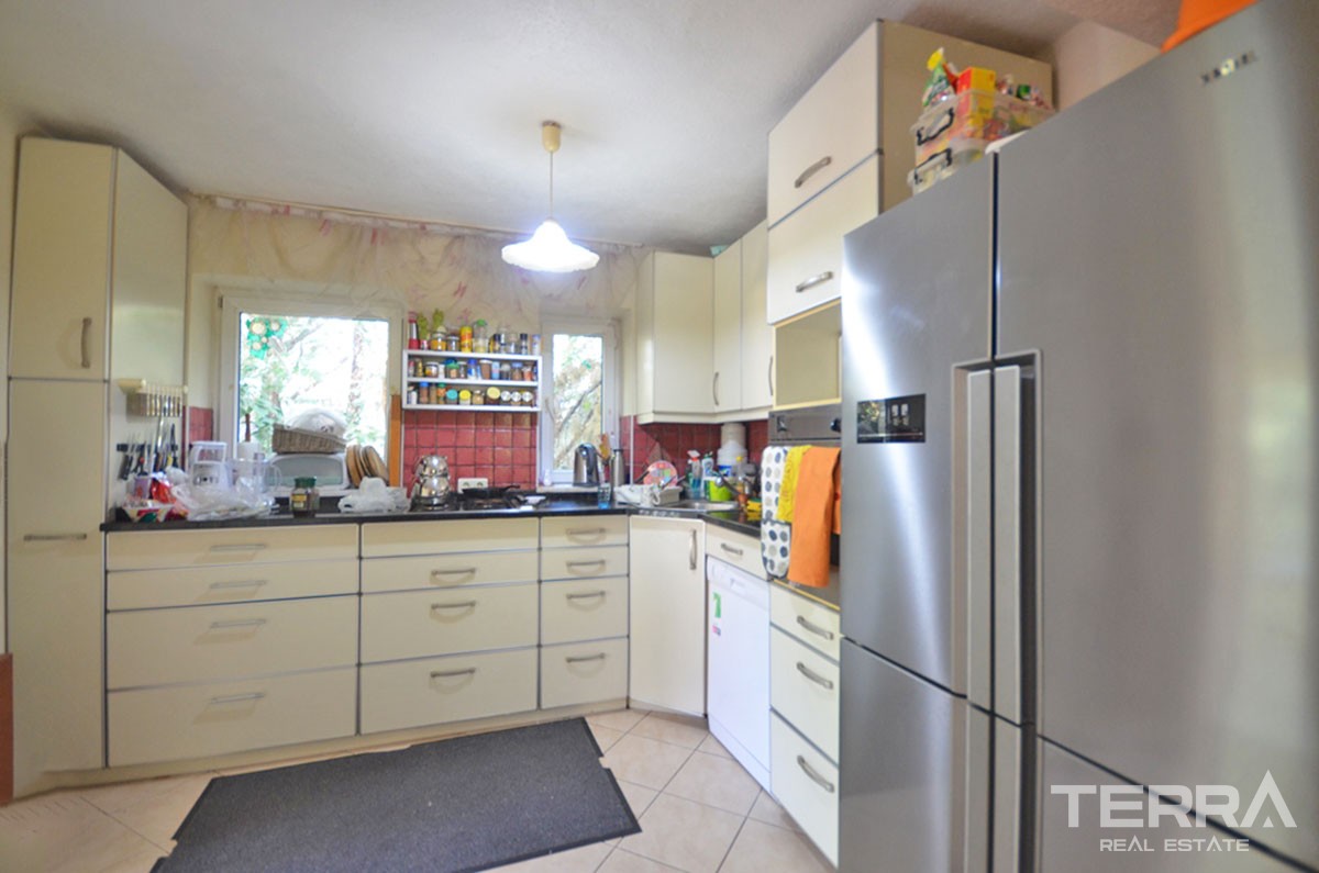 Large Detached Villa with Well Sized Garden to Buy in Fethiye Üzümlü - 40823