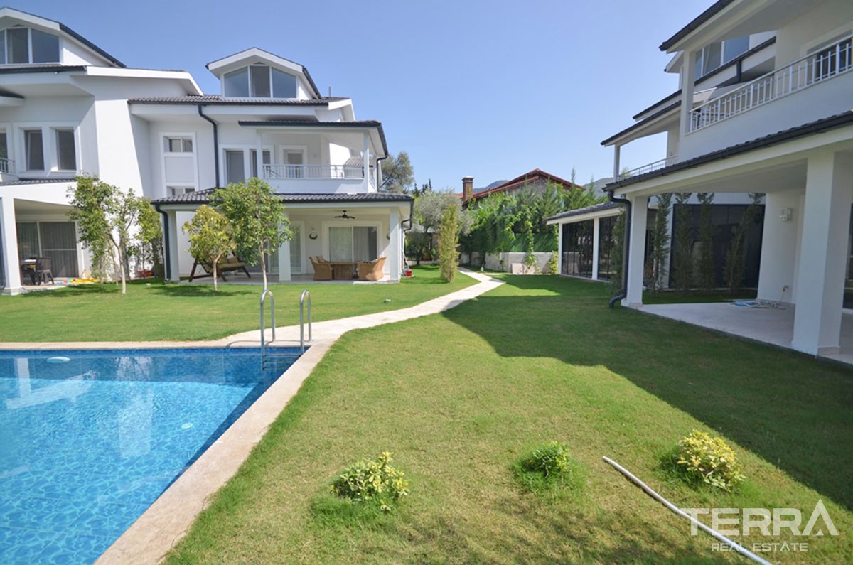 Newly Built Apartments with Shared Pool for Sale in Fethiye Göcek - 40688
