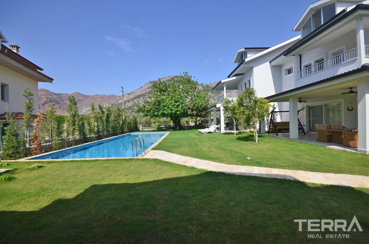 Newly Built Apartments with Shared Pool for Sale in Fethiye Göcek - 40692