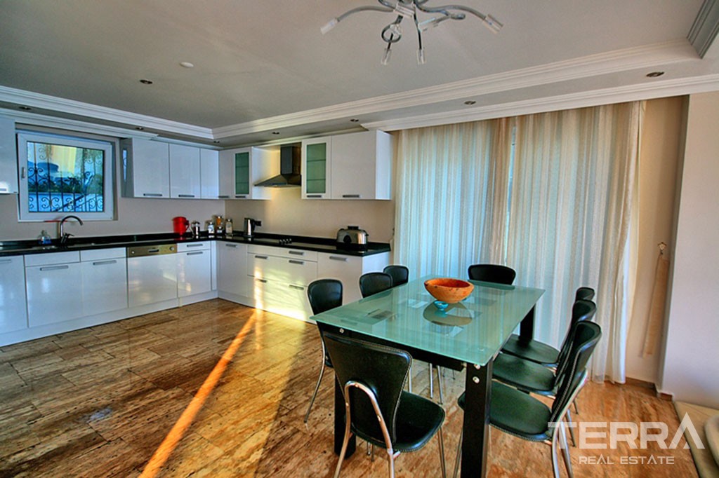 Exclusive Seafront Villa for Sale on Şövaliye Island Fethiye - 40780