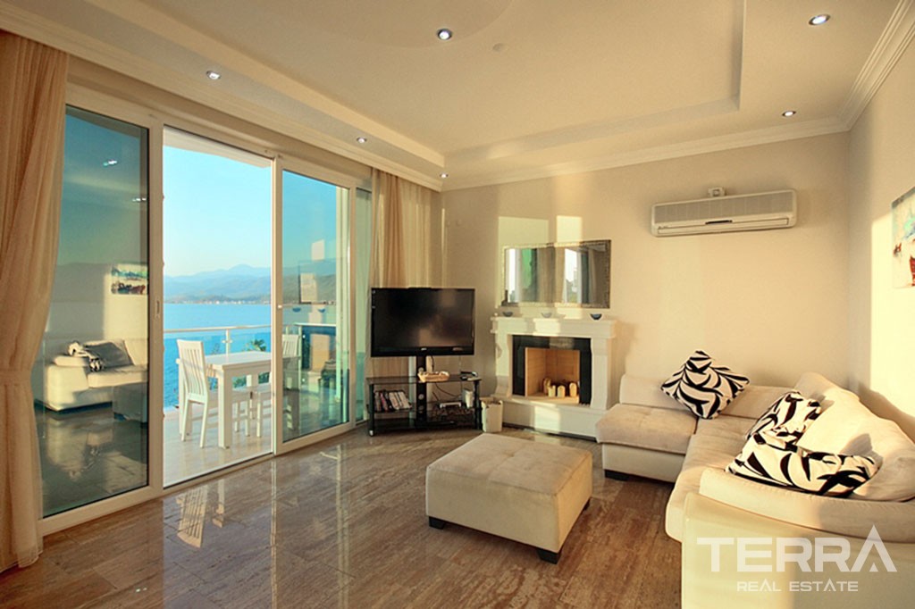 Exclusive Seafront Villa for Sale on Şövaliye Island Fethiye - 40784