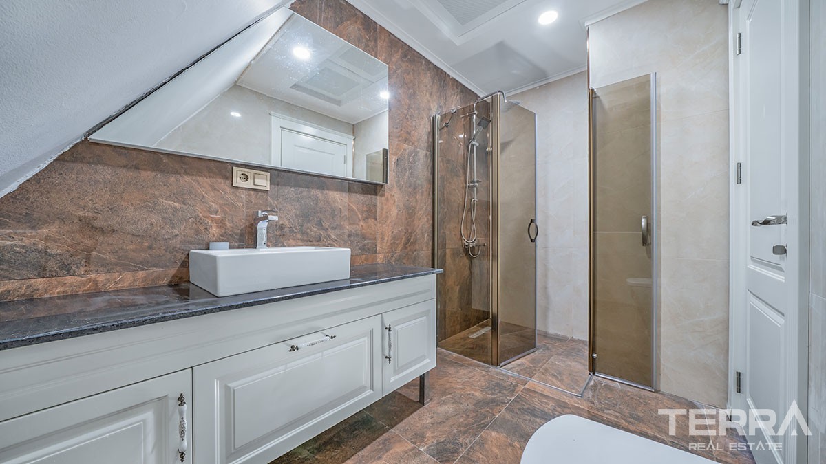 Roomy Penthouse with Stunning Sea-View for Sale in Kargıcak Alanya - 40944