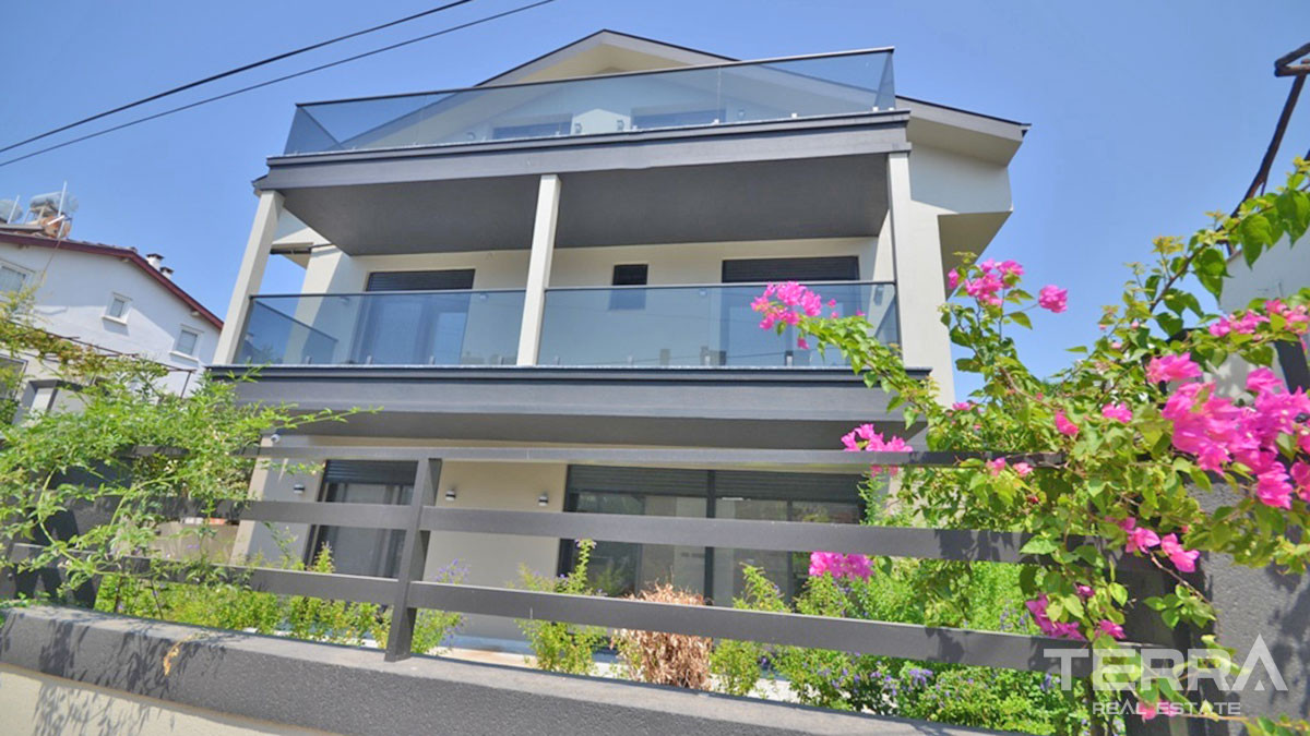 New Detached Villa with Swimming-pool for Sale in Fethiye Centre - 58327