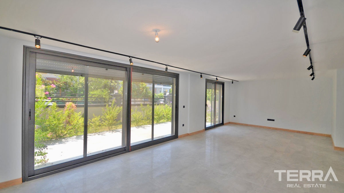 New Detached Villa with Swimming-pool for Sale in Fethiye Centre - 58336