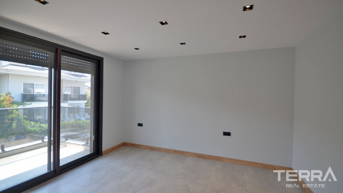 New Detached Villa with Swimming-pool for Sale in Fethiye Centre - 58344