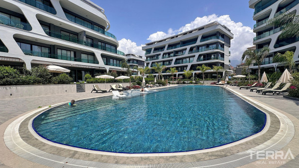 Eksklusive Lejligheder til Salg i Oba Alanya med Enorme Terrasser