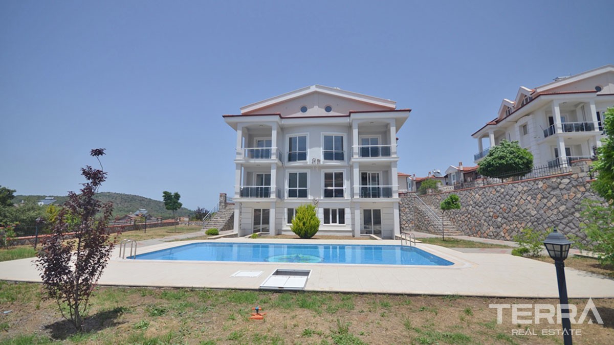 Bargain Penthouse with Shared Pool for Sale in Ovacık Fethiye - 41541