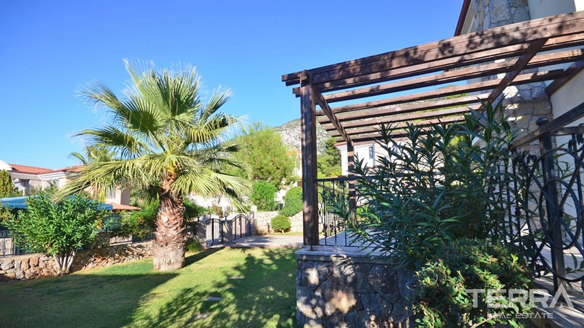 Unique Maison Avec Grand Terrain et Piscine Privée à Ovacık Fethiye - 41654