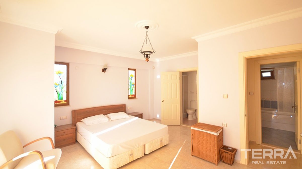 Unique Maison Avec Grand Terrain et Piscine Privée à Ovacık Fethiye - 41671