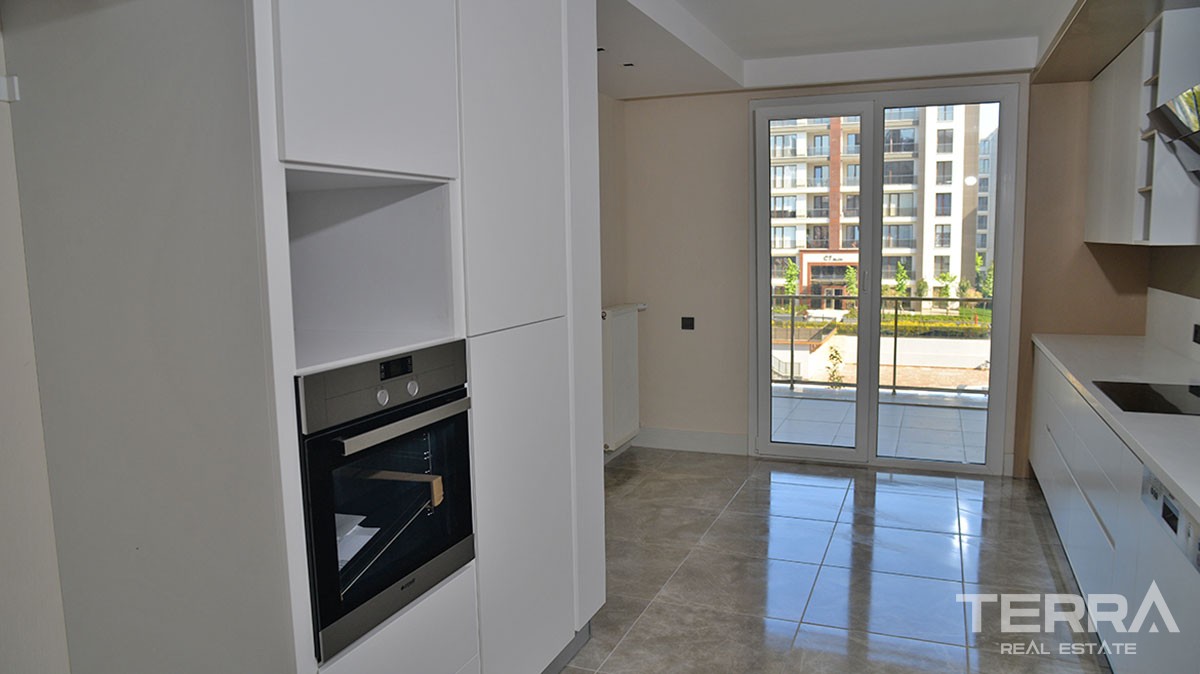 New Comfortable Apartments for Sale in Beylikdüzü Istanbul - 41827