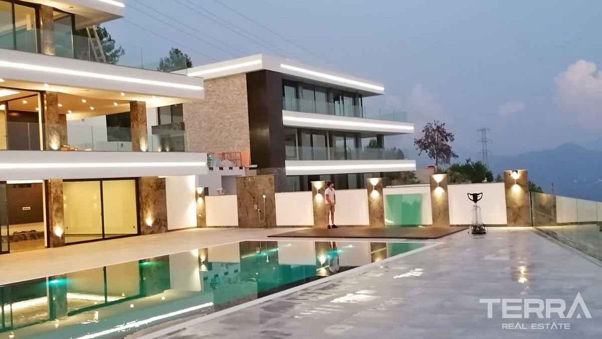 Exclusive Villas with Panoramic Sea View for Sale in Bektaş Alanya - 42010