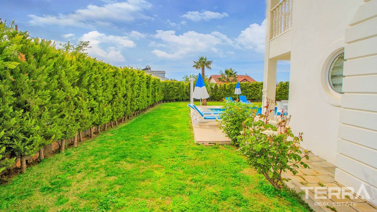 Grande Villa Avec Piscine Privée à Hisarönü Dans un Secteur Recherché - 42219