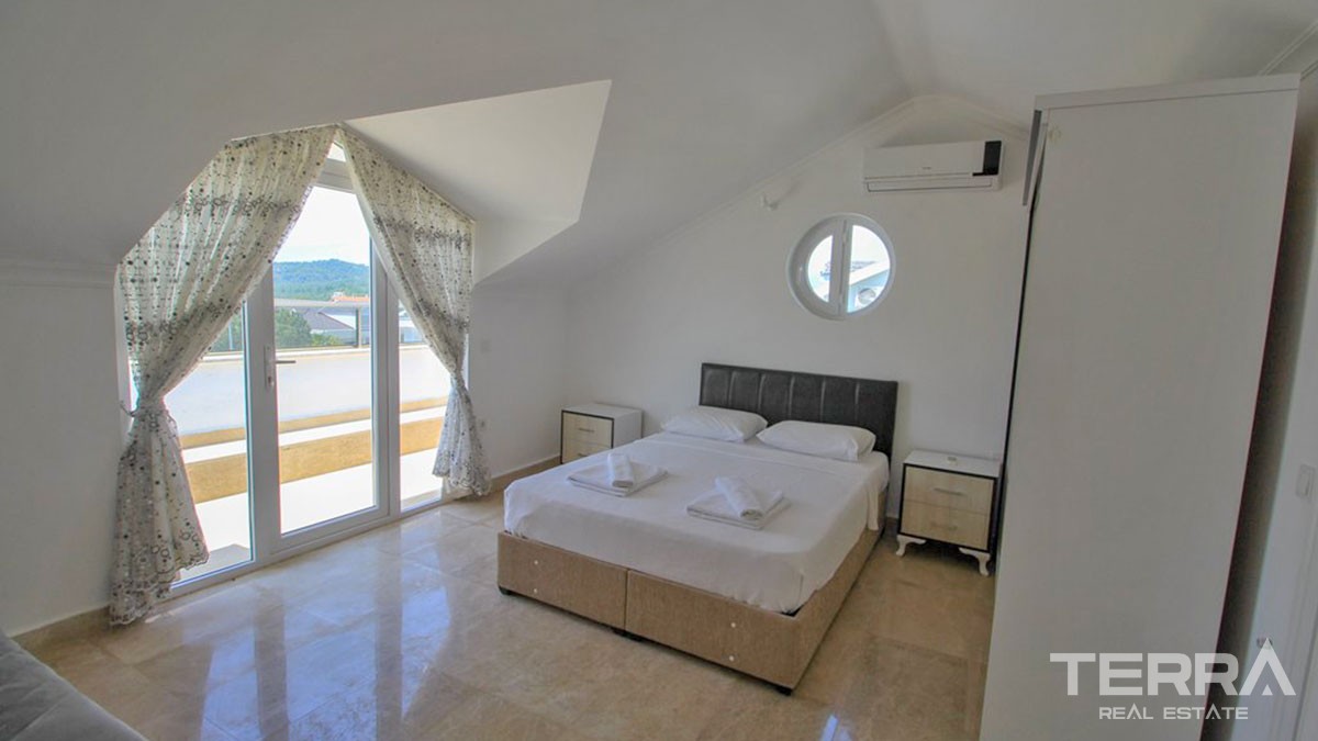 Grande Villa Avec Piscine Privée à Hisarönü Dans un Secteur Recherché - 42231