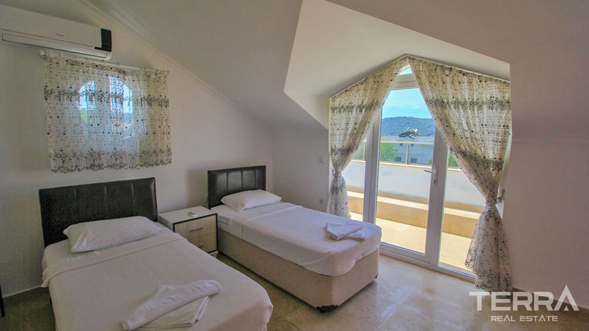 Grande Villa Avec Piscine Privée à Hisarönü Dans un Secteur Recherché - 42232
