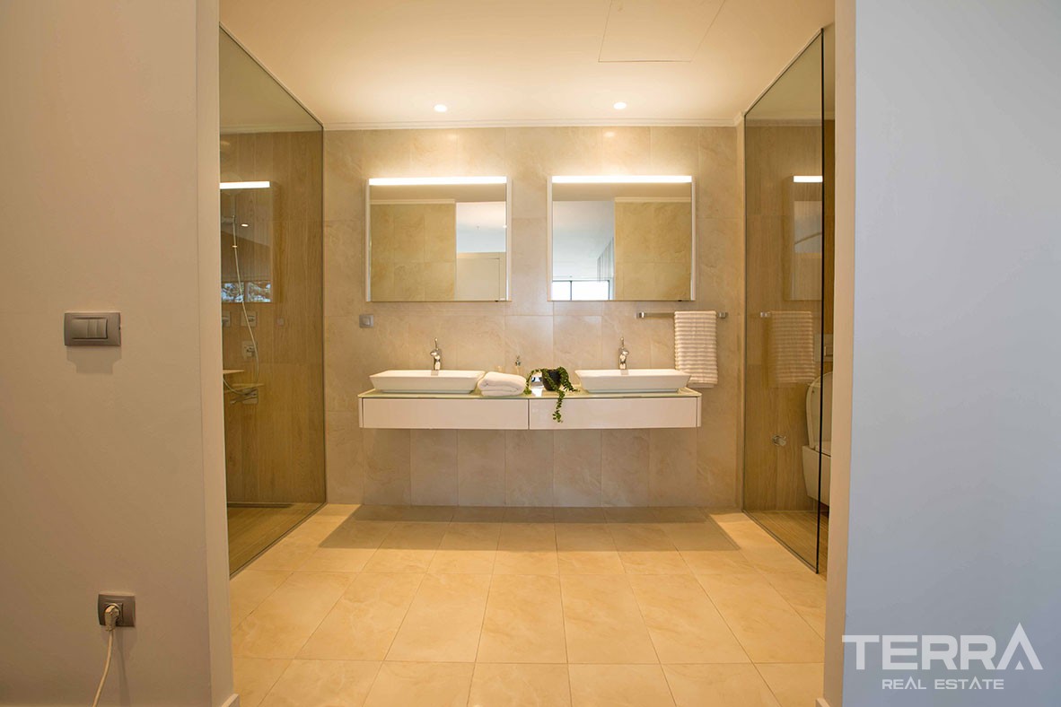 High-End Apartments for Sale in Basın Expres Area of Bağcılar Istanbul - 42510