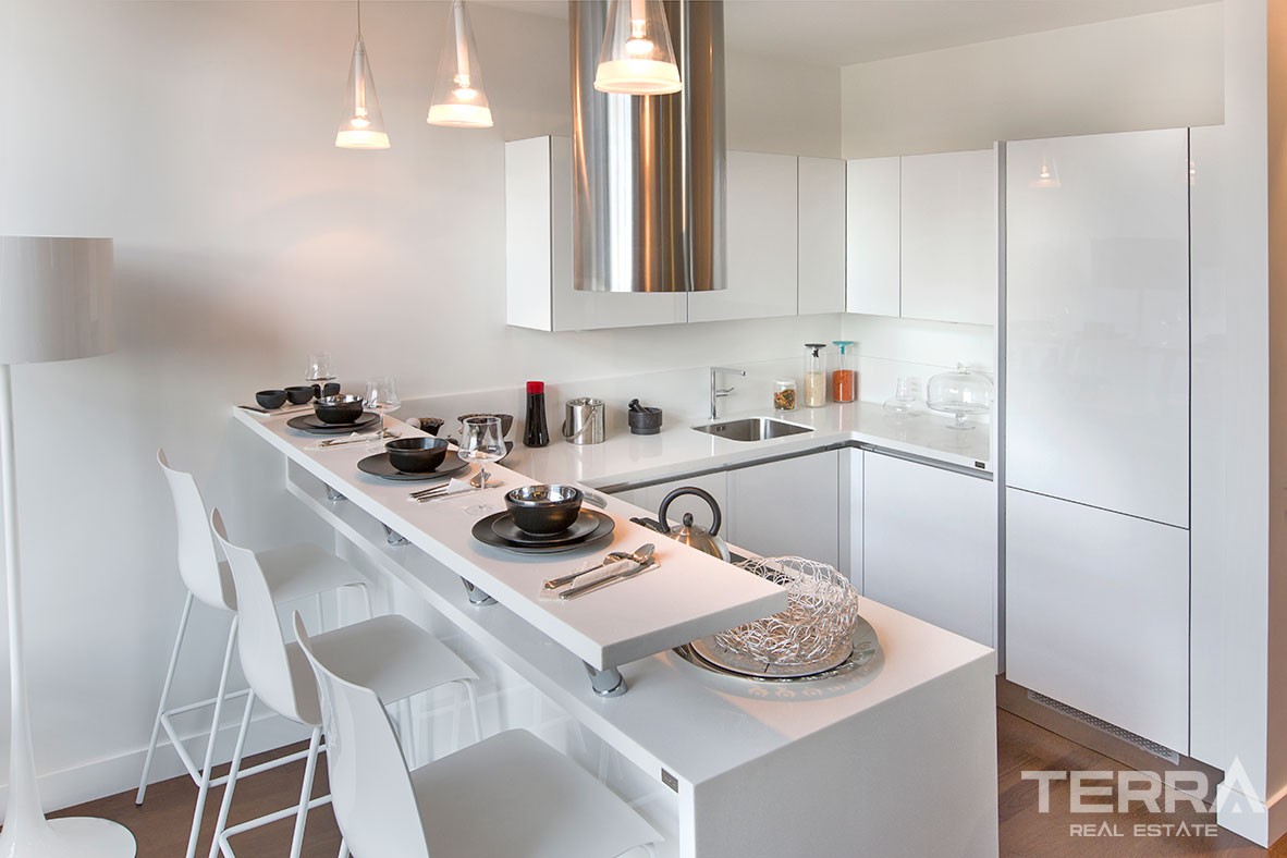 High-End Apartments for Sale in Basın Expres Area of Bağcılar Istanbul - 42522